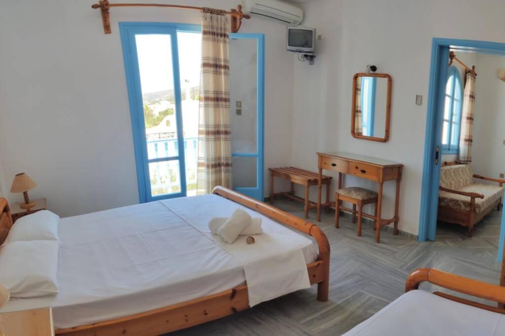 Traditional Concept Apartments Placidity Aliki  Bagian luar foto